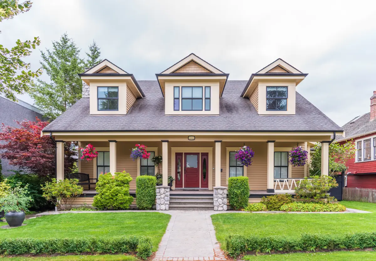 Single-Family Homes Win on the Quiet Details in Melbourne